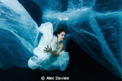 First underwater shoot. Shot in swimming pool with Janine... by Alec Davies 